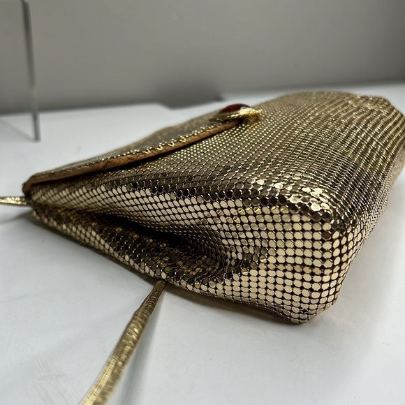 Whiting and Davis Gold Mesh Metallic Chain Envelope Shoulder Crossbody Bag - Picture 8 of 14